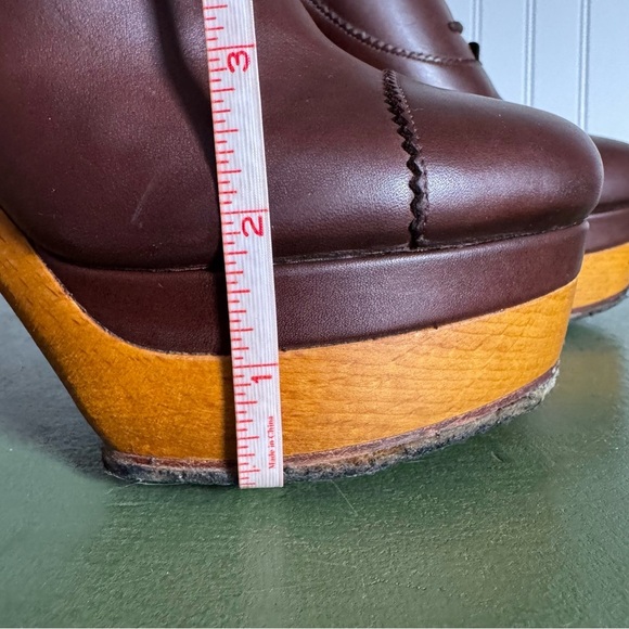 Chloe Wood Sole Lace-Front Platform Boots with Heathered Sock Lining *Italy* - Picture 6 of 13